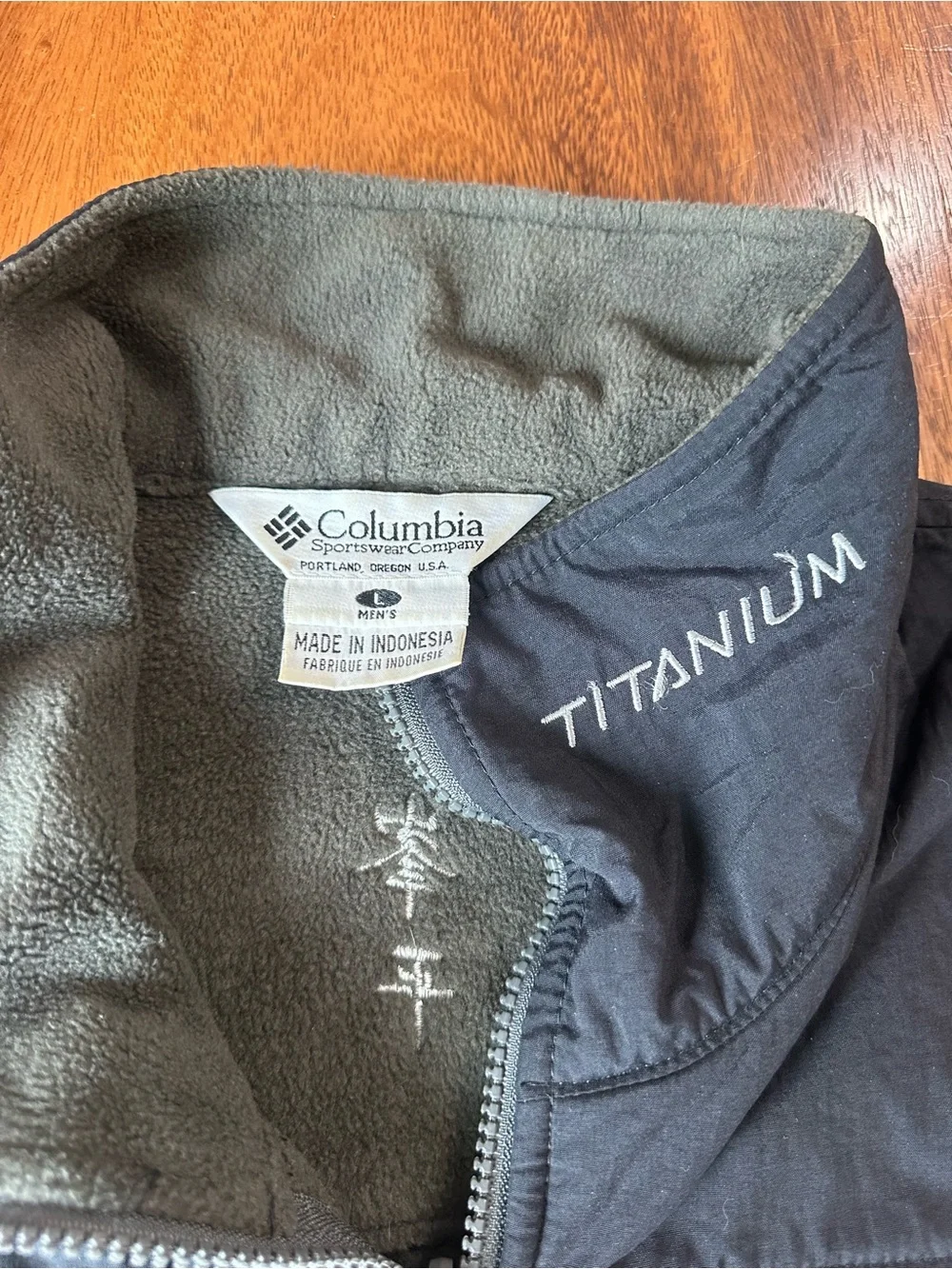 Vintage ‘00 Y2K Columbia Titanium Fleece Vest Black Olive Full Zip Men’s Sz L